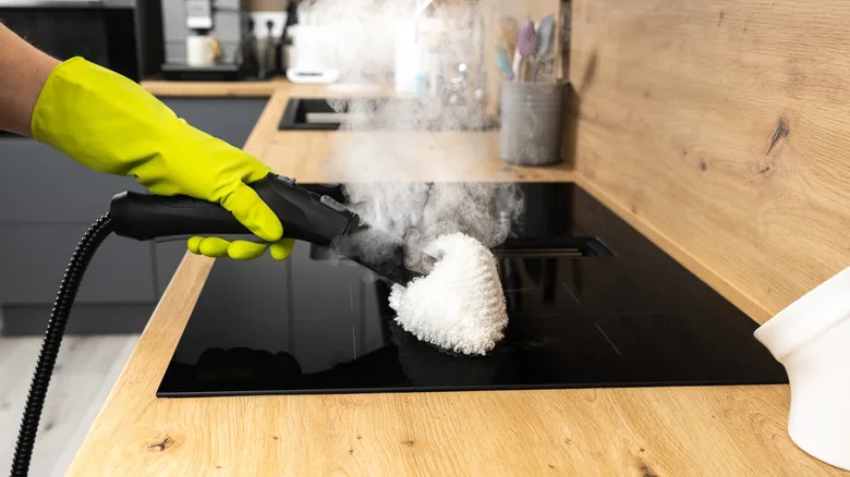 Steam Cleaning Your Stovetop Is Actually Genius, And Not Enough Of Us Are  Doing It